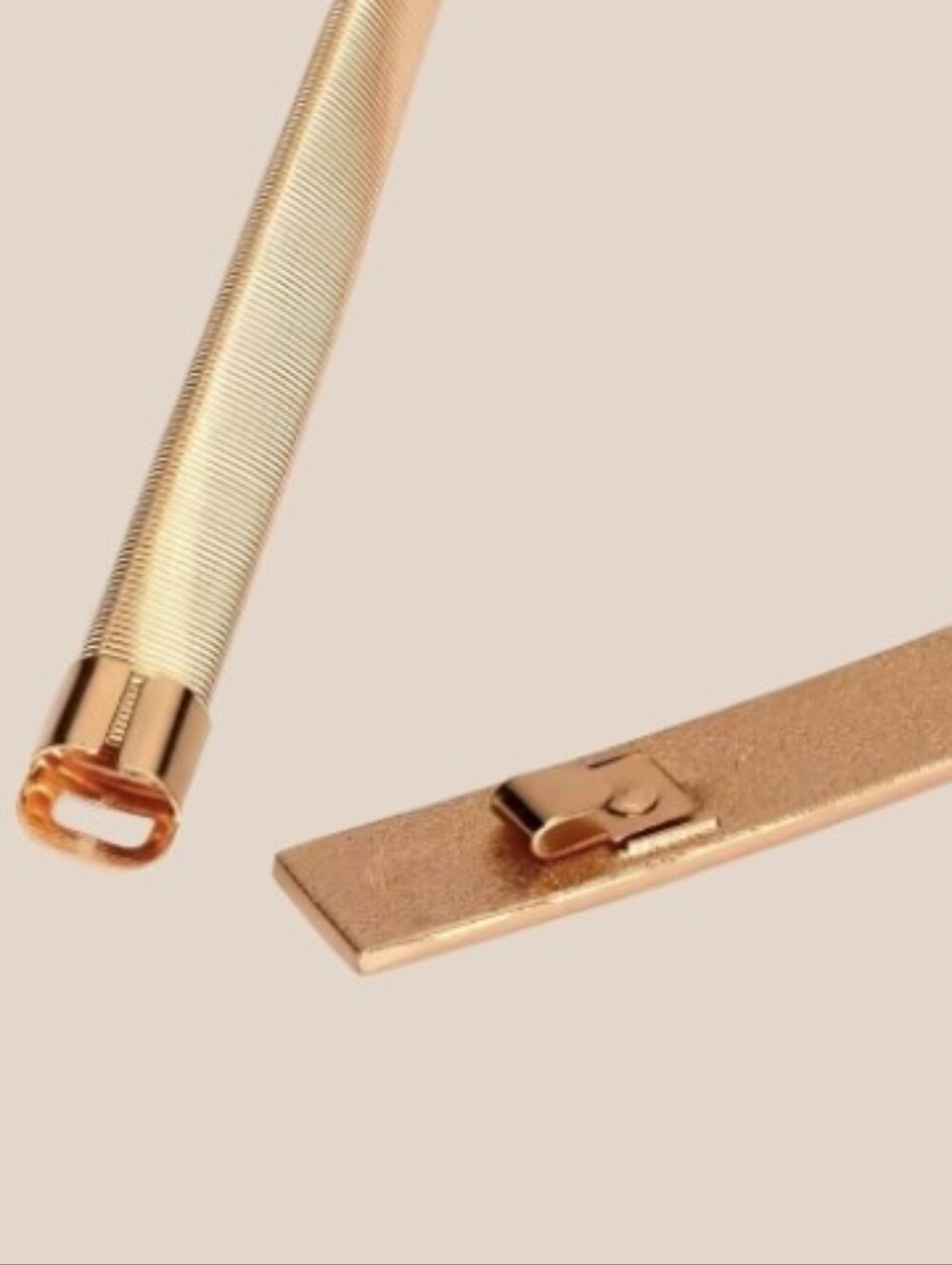 New!  Minimalist Gold Bar Skinny Stretch Belt - NWOT.  #R7-2 - Picture 3 of 9